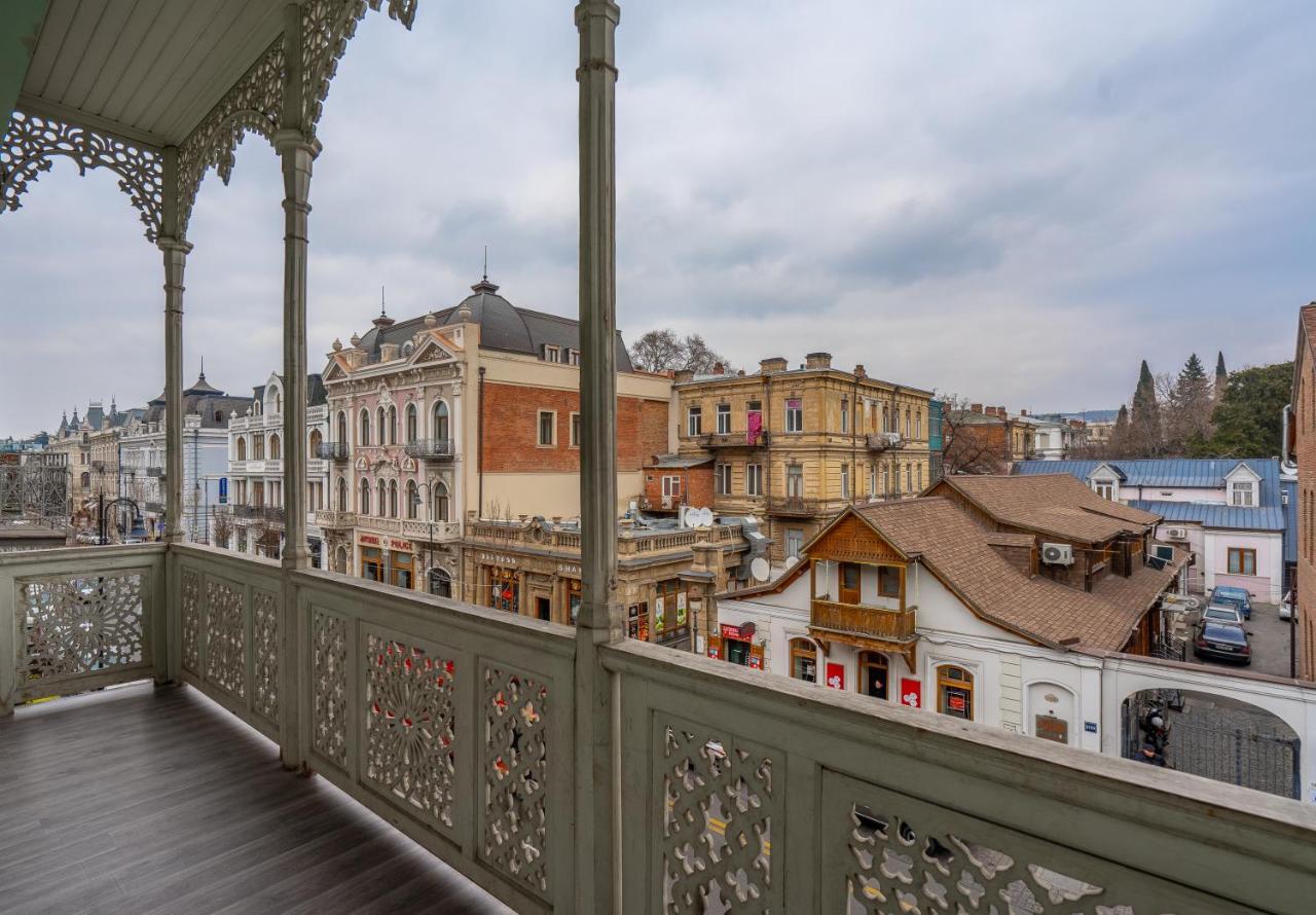 5 Star Apart Hotel Tbilisi Exteriör bild