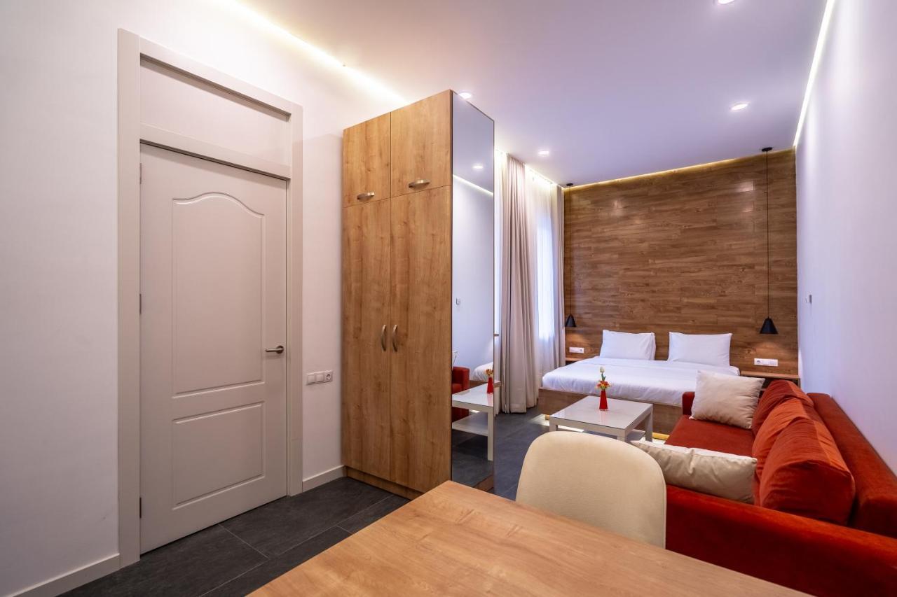 5 Star Apart Hotel Tbilisi Exteriör bild