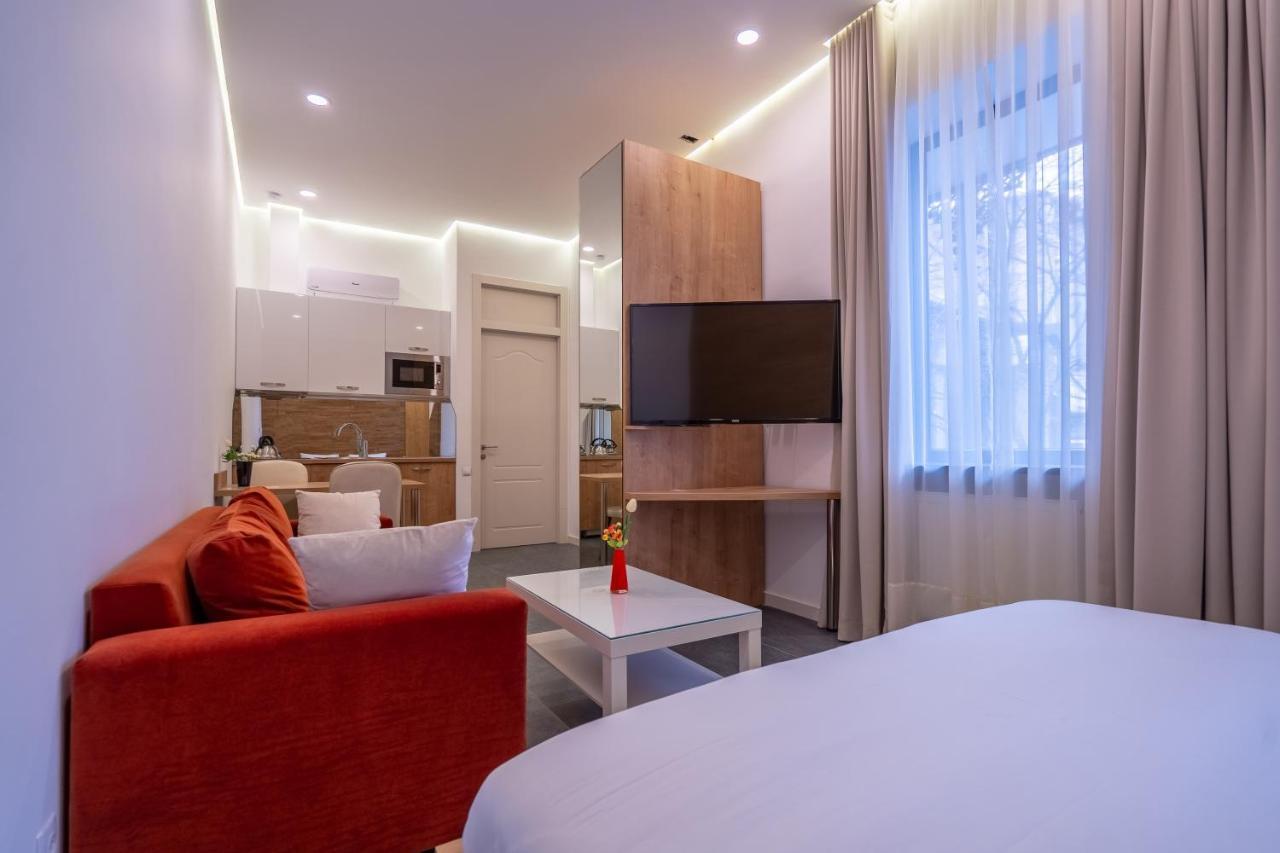 5 Star Apart Hotel Tbilisi Exteriör bild